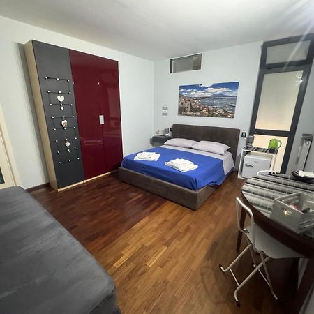 Mapi Room Νάπολη Εξωτερικό φωτογραφία